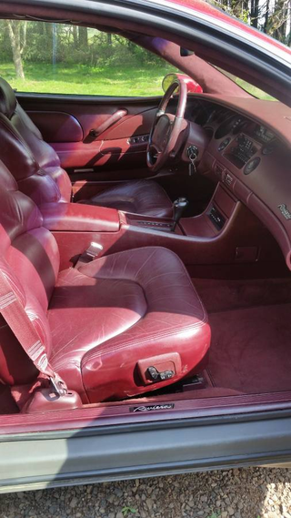 Illustration for article titled For $2,000, This 1996 Buick Riviera Could Be Your Coupe de Grâce